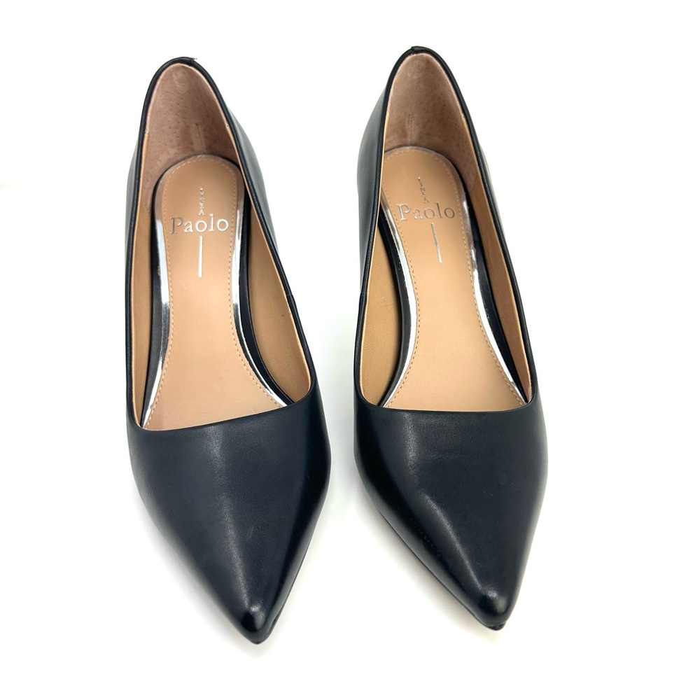 Línea Paolo Women's leather pointed Toe pump Heels size 6M in black